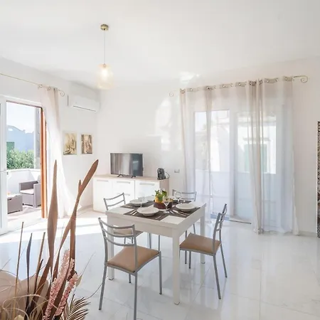 Apartment Casa Vacanze Le Due Rose